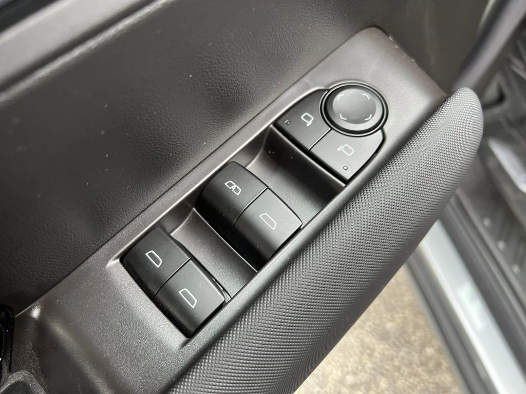 2026 Chevrolet Colorado Z71 - Photo 12