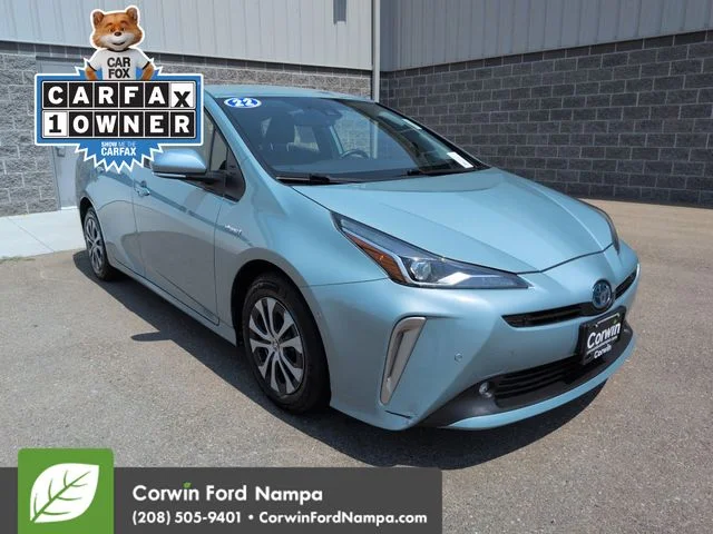 Used 2022 Beige Toyota XLE AWD-e image 1