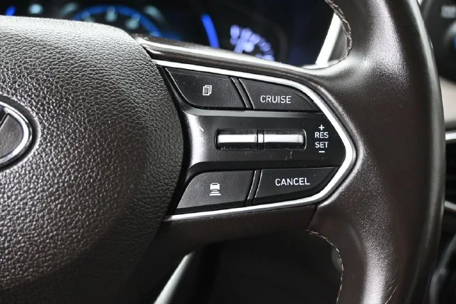 Used 2020 Black Hyundai SEL image 18
