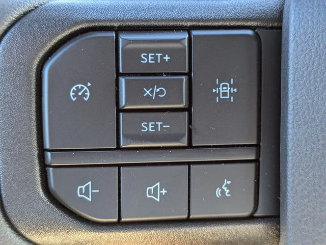 New 2026 Carbonized Gray Metallic Ford XLT image 23