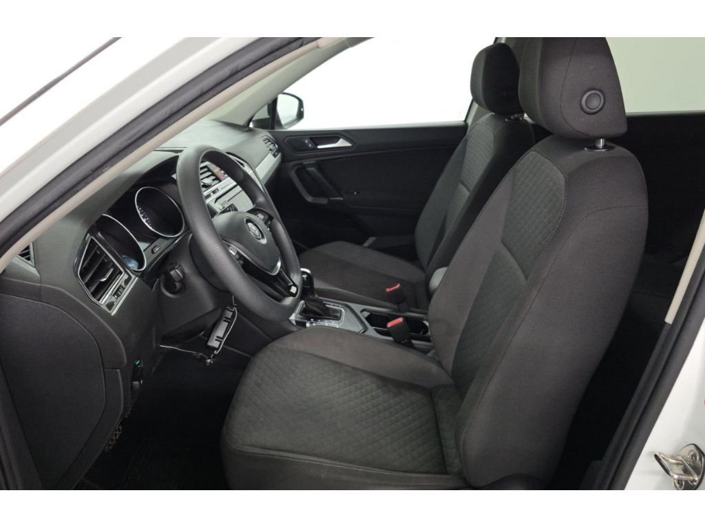 Used 2020 Pure White Volkswagen S image 4