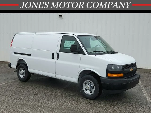 New 2026 Chevrolet Express 3500 Work Van
