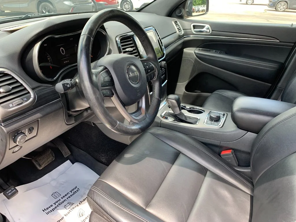 Used 2020 Black Jeep Limited image 11