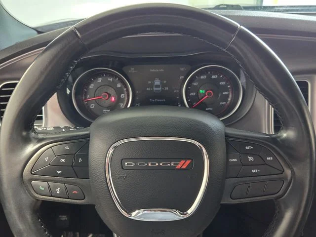 Used 2023 Gray Dodge SXT image 31