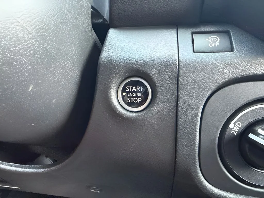 Used 2025 Orange Nissan PRO-4X image 18