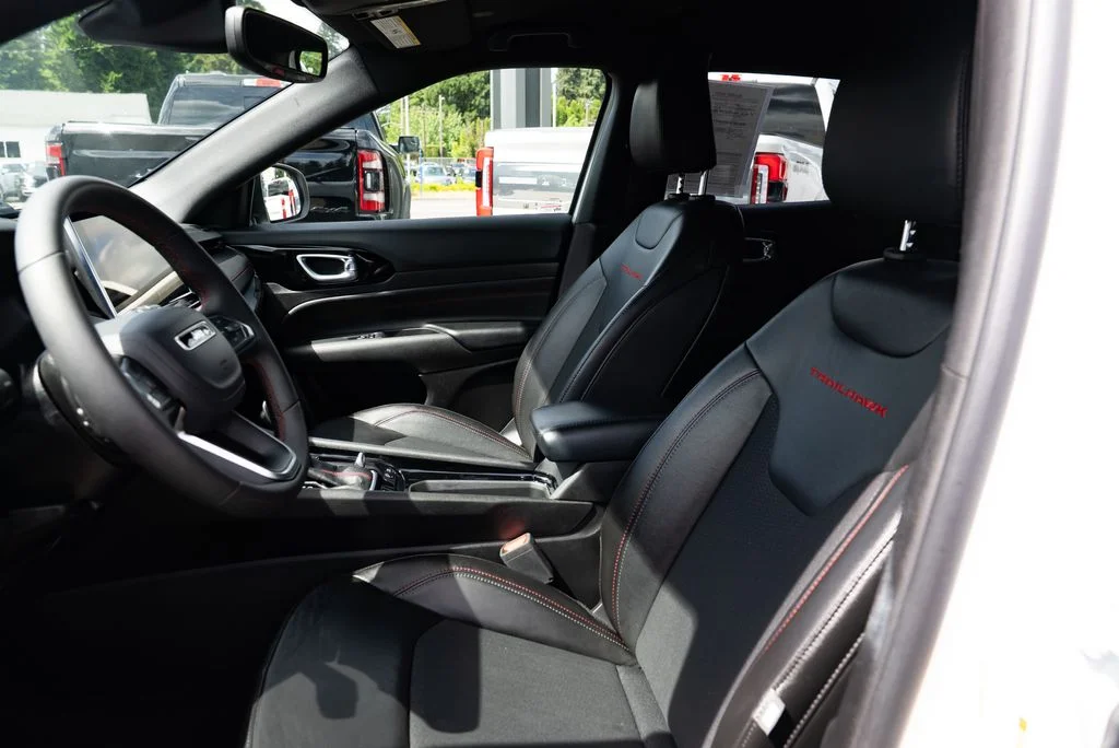 Used 2025 White Jeep Trailhawk image 17