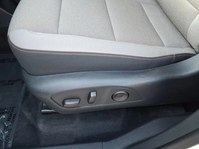Used 2026 Summit White Chevrolet LT image 19