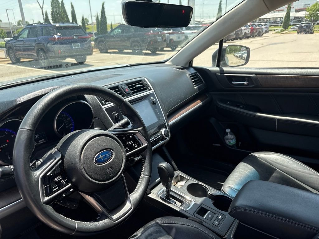Used 2018 Silver Subaru 2.5i image 4