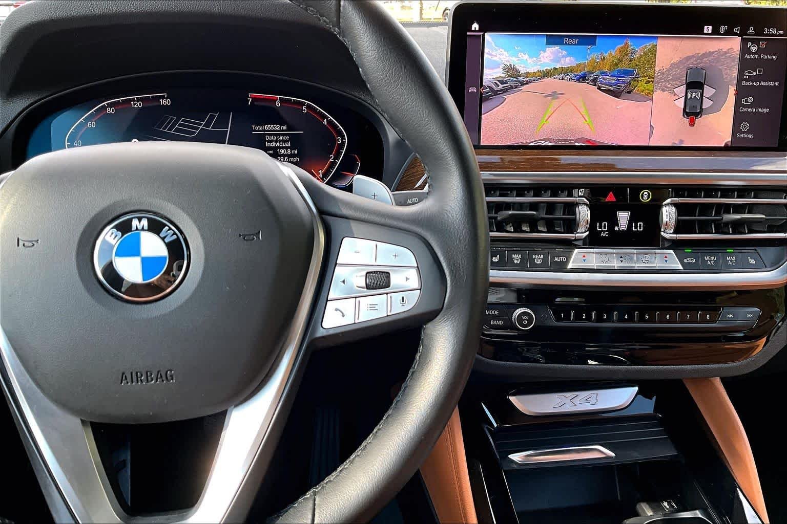 Used 2022 Jet Black BMW xDrive30i image 26