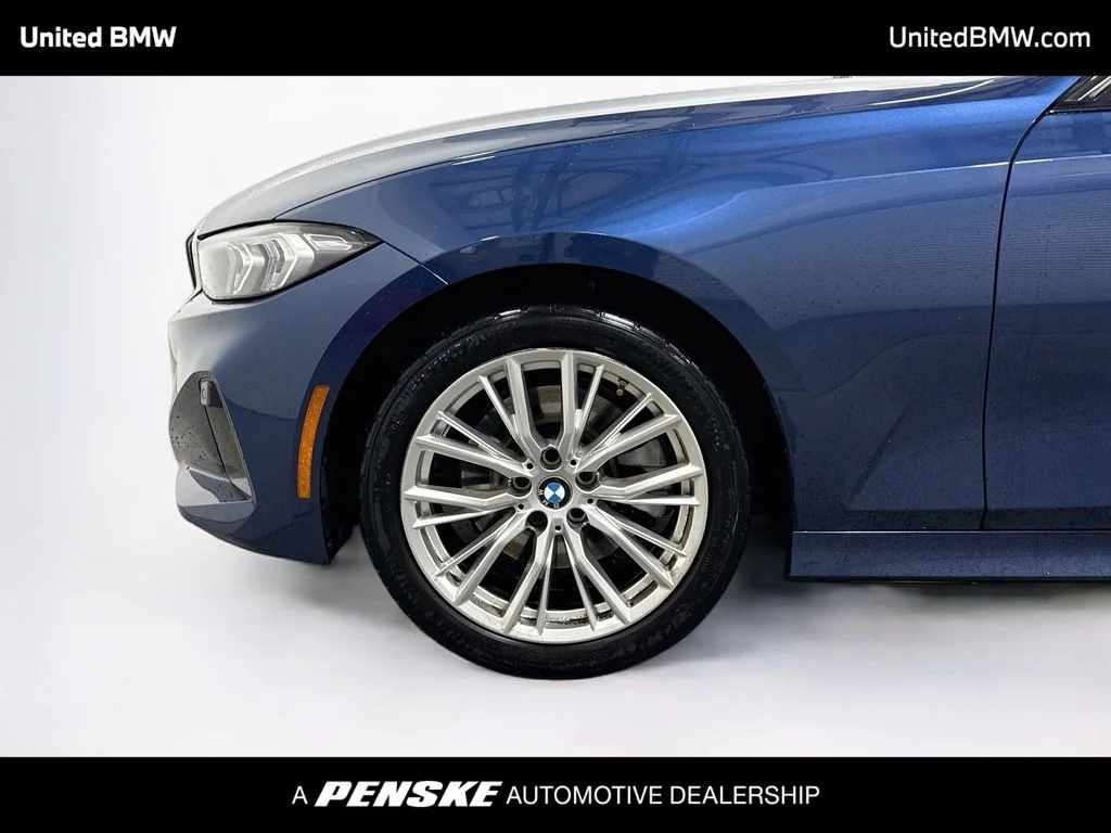 Used 2023 Phytonic Blue Metallic BMW 330i image 9