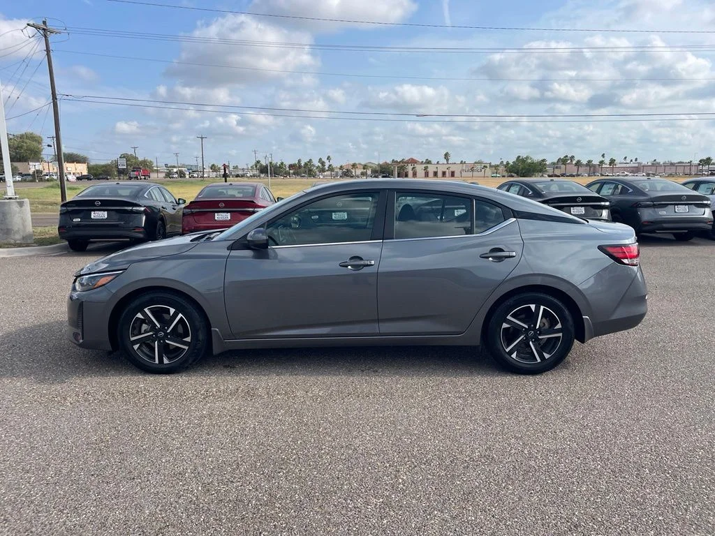Used 2024 Gray Nissan SV image 4