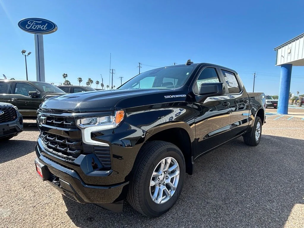 Used 2026 Black Chevrolet RST image 3