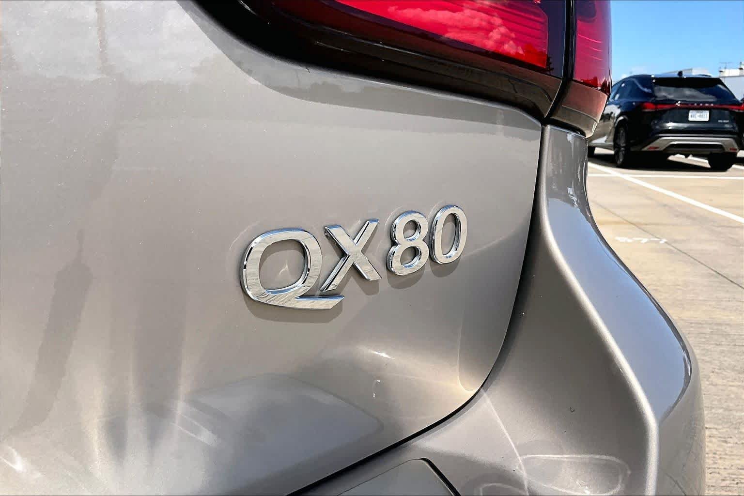 Used 2023 Champagne Quartz INFINITI SENSORY image 10