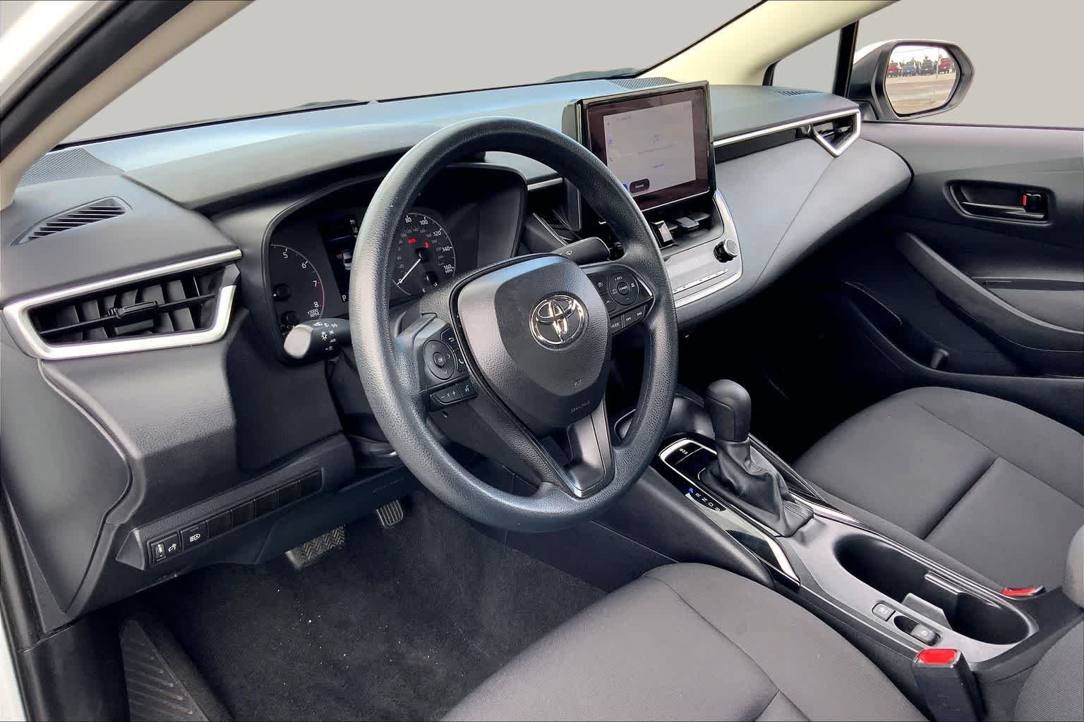 Used 2024 Ice Cap Toyota LE image 17