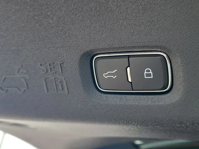 New 2027 Gray Metallic Ford Active image 11
