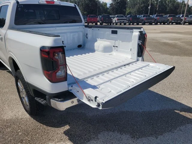 New 2026 Oxford White Ford Lariat image 10