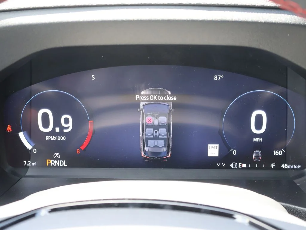 New 2026 Carbonized Gray Metallic Ford ST-Line image 30
