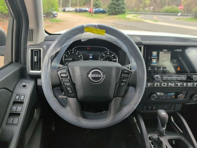 New 2026 Glacier White Nissan Crew Cab SV image 12