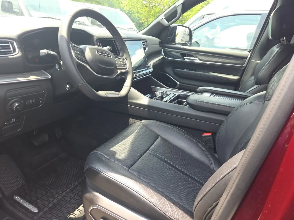 Used 2024 Red Jeep Series III image 3