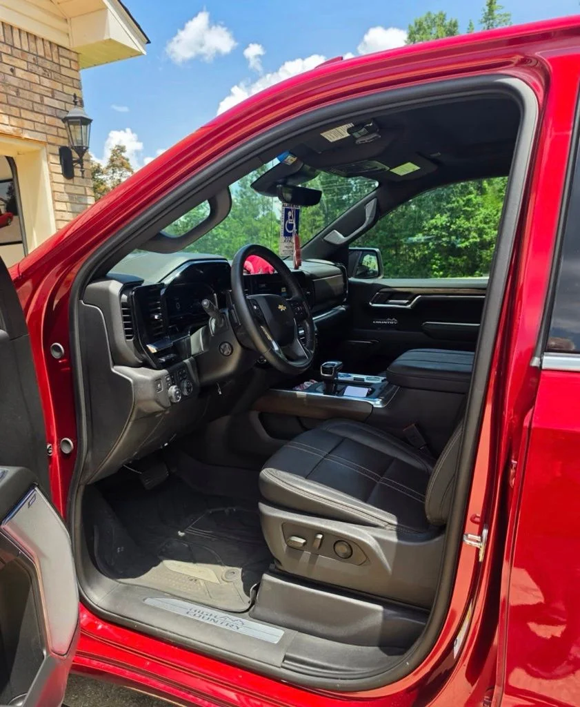 Used 2024 Red Chevrolet High Country image 16