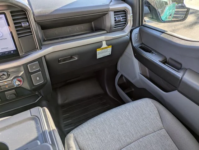 New 2026 Agate Black Metallic Ford XL image 17