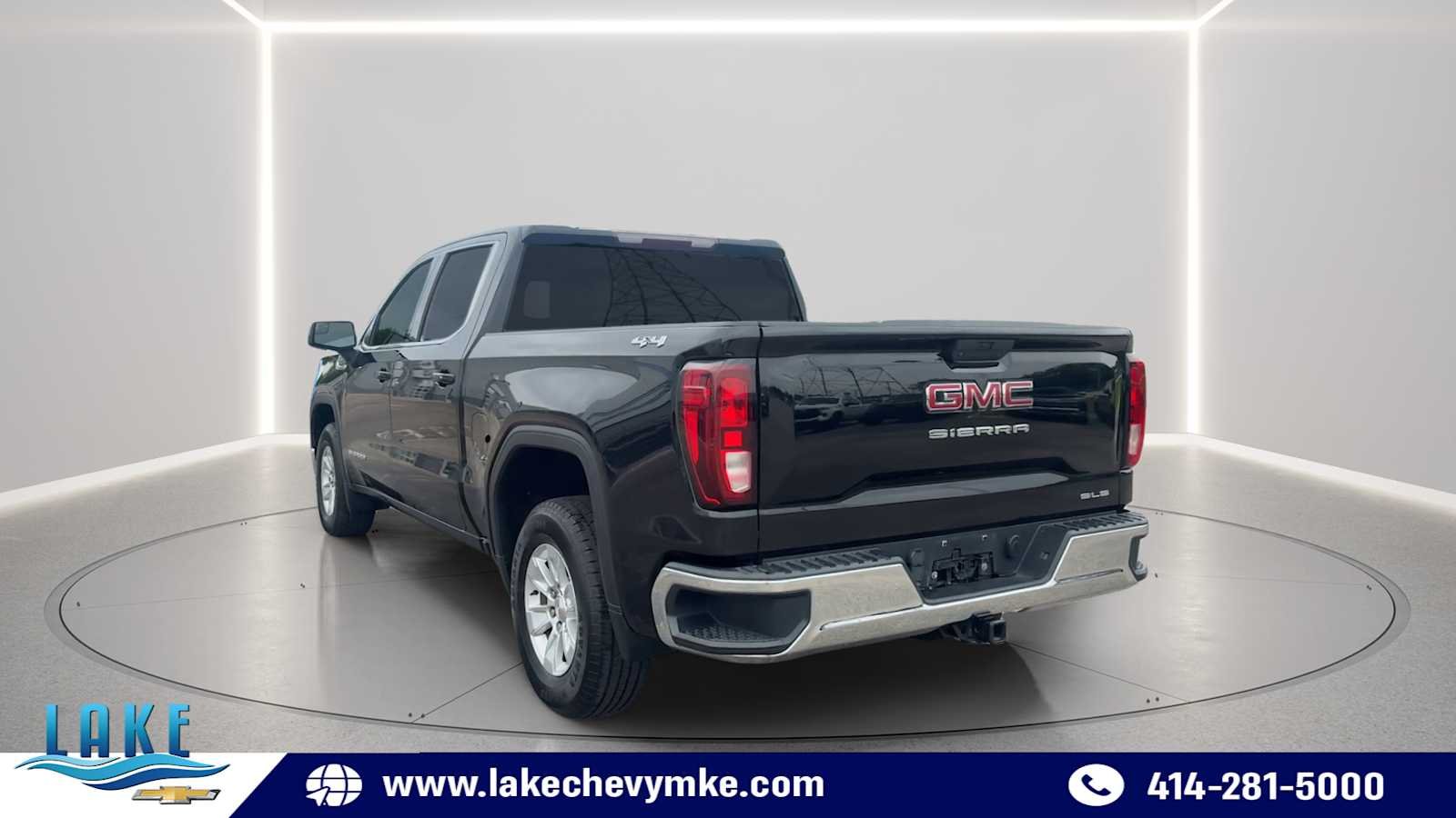 Certified Used 2021 Black GMC SLE image 7