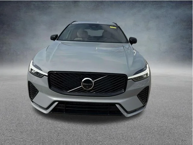 New 2026 Vapour Grey Volvo Plus image 2