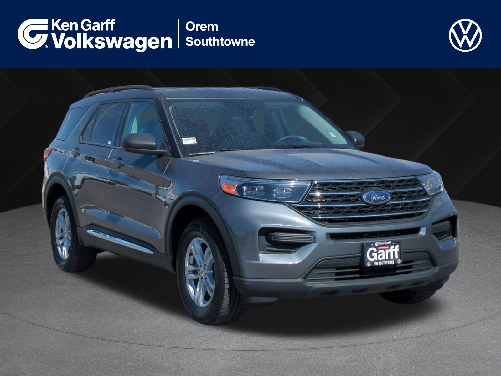 Used 2023 Gray Metallic Ford XLT image 1