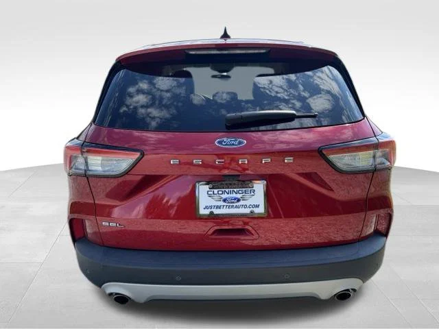 Used 2021 Red Ford SEL image 6