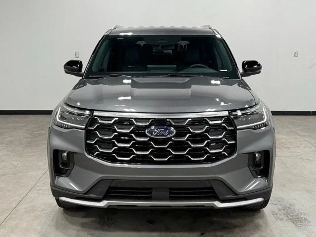 Used 2026 Gray Ford Platinum image 4