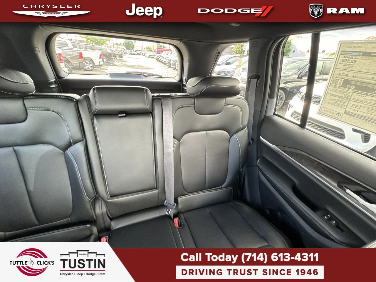 New 2027 Bright White Clear-Coat Paint Jeep Limited image 6