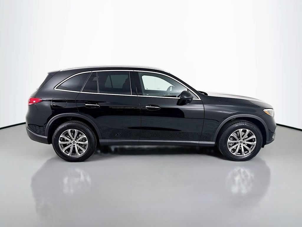 New 2026 Black Mercedes-Benz GLC 300 image 8