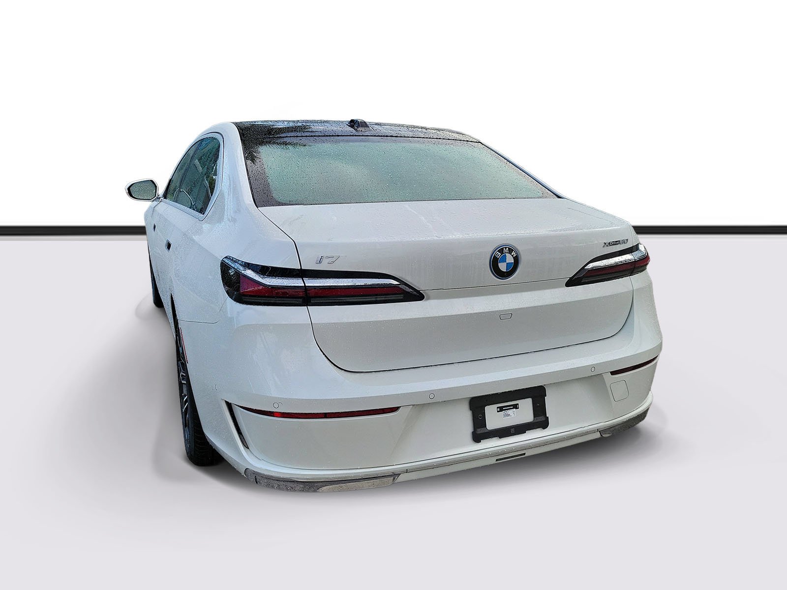 Certified Used 2023 Mineral White Metallic BMW xDrive60 image 3