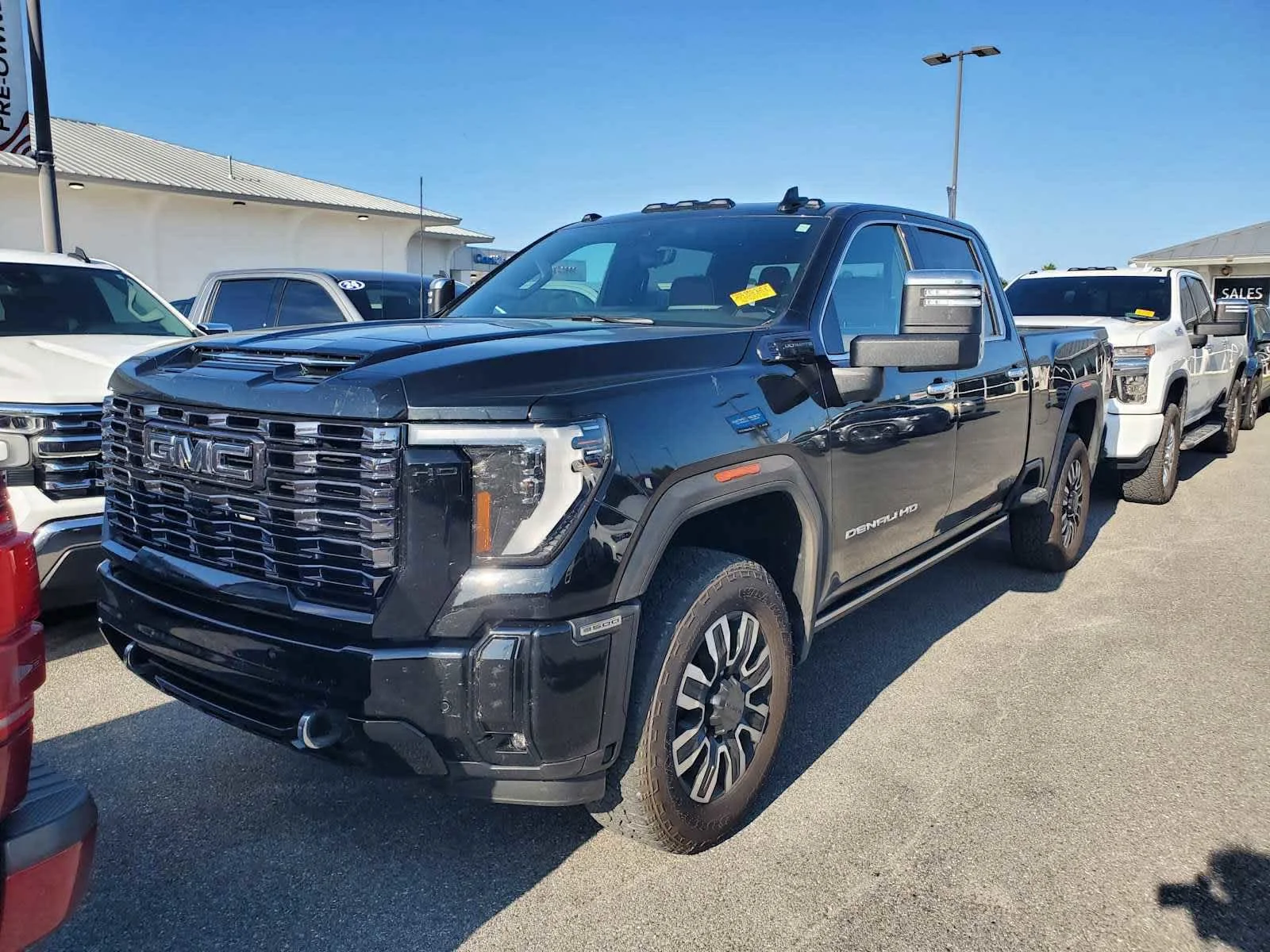 2025 GMC Sierra 4WD Crew Cab Long Box Denali Ultimate's photo