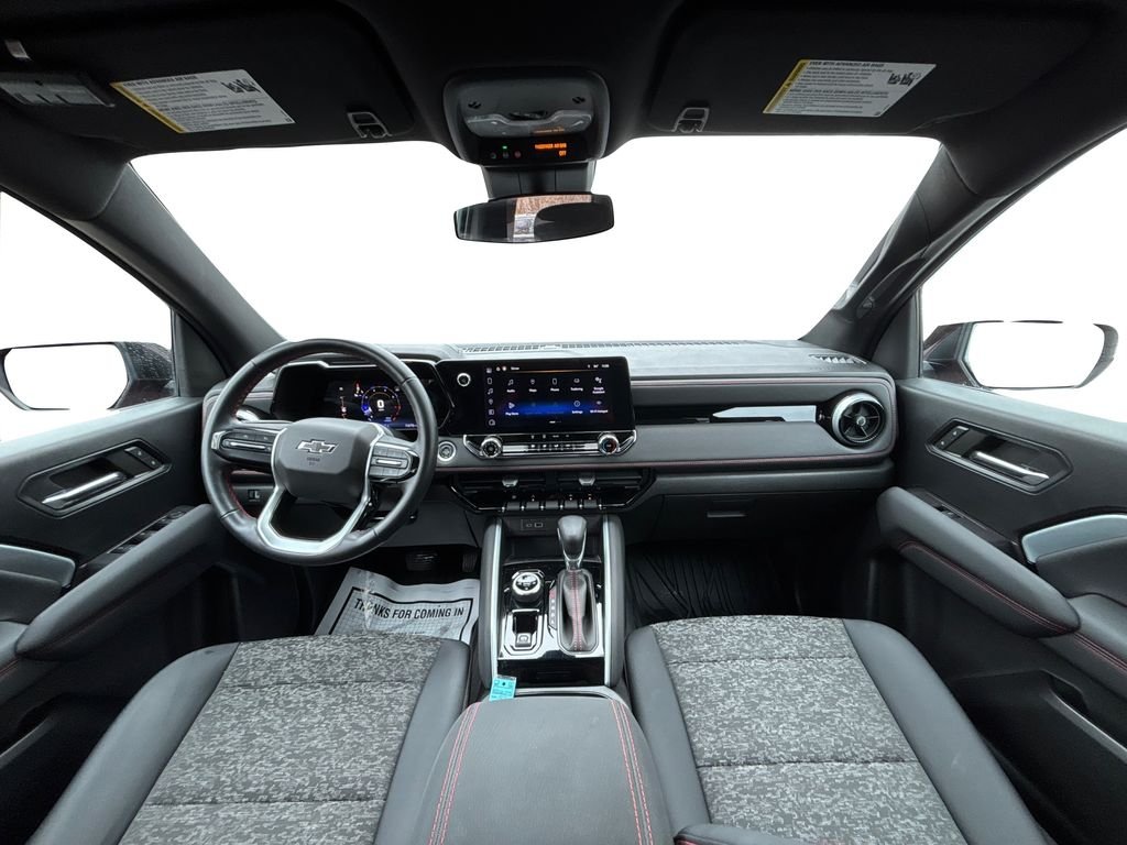 Used 2023 Red Chevrolet Z71 image 17