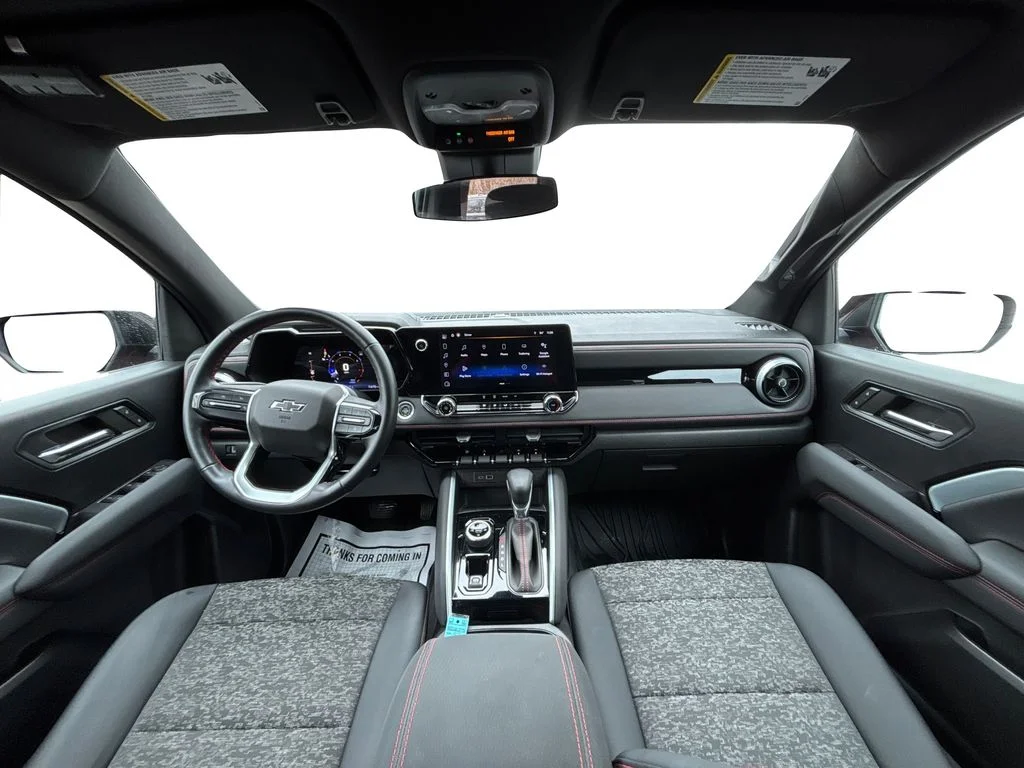 Used 2023 Red Chevrolet Z71 image 17