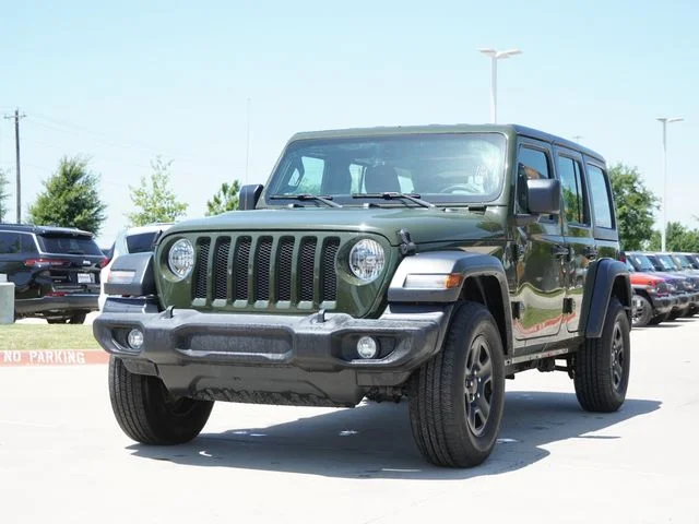 Used 2022 Green Jeep Unlimited Sport image 3