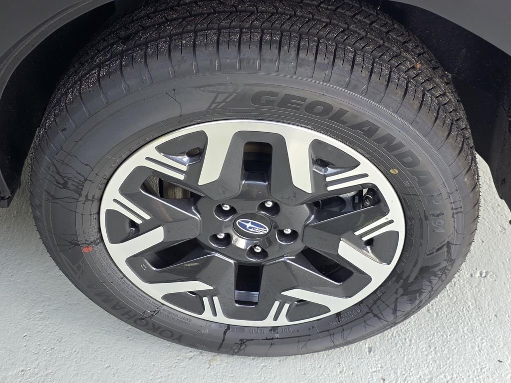 New 2026 CRYSTAL WHITE PEARL Subaru Premium image 32
