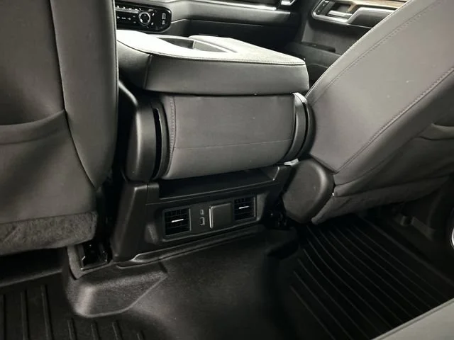 Used 2024 Summit White Chevrolet RST image 24
