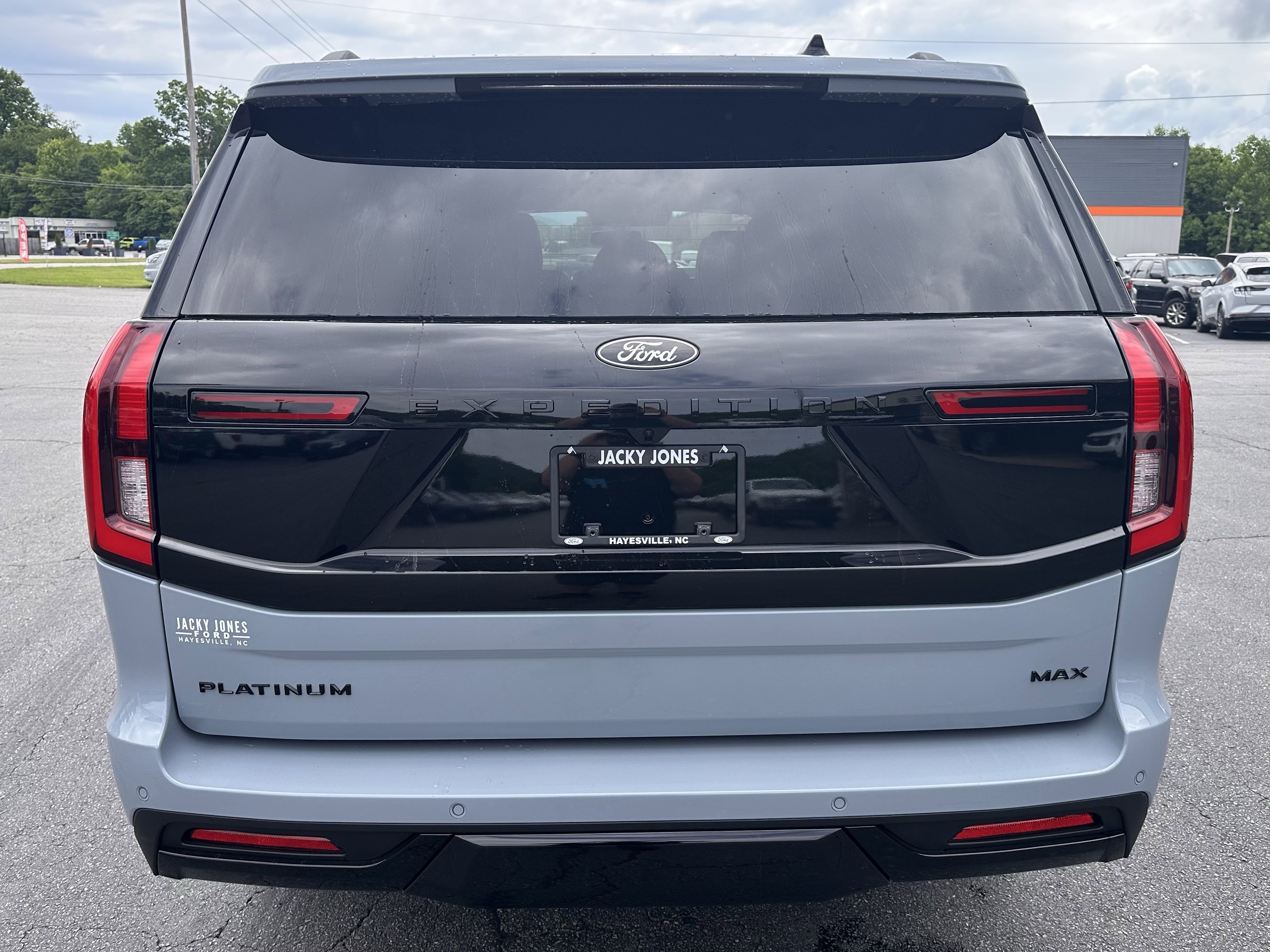 New 2026 Glacier Gray Metallic Tri-Coat Ford MAX Platinum® image 7