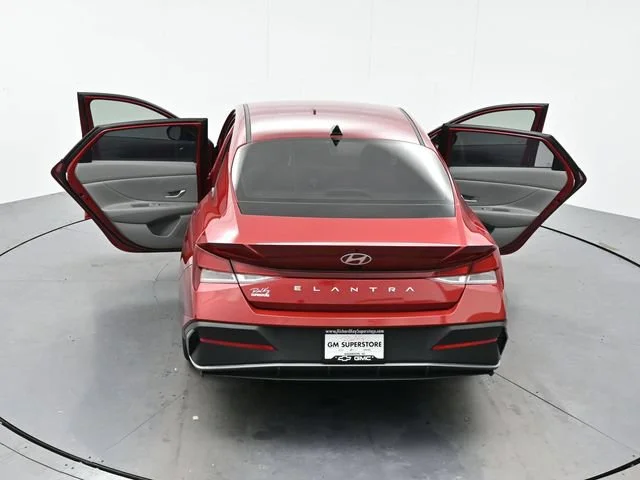 Used 2024 Ultimate Red Hyundai SEL image 38