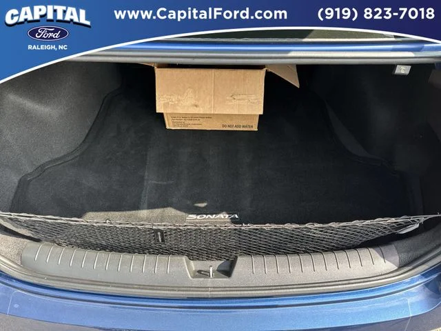 Used 2016 Blue Hyundai Limited image 16