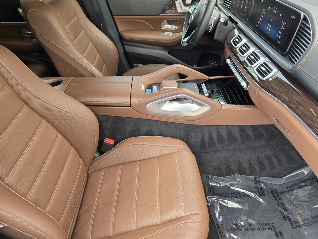 Certified Used 2024  Mercedes-Benz GLS 450 image 13