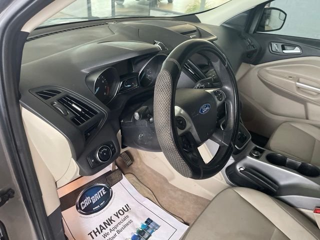 Used 2014 Gray Ford SE image 18