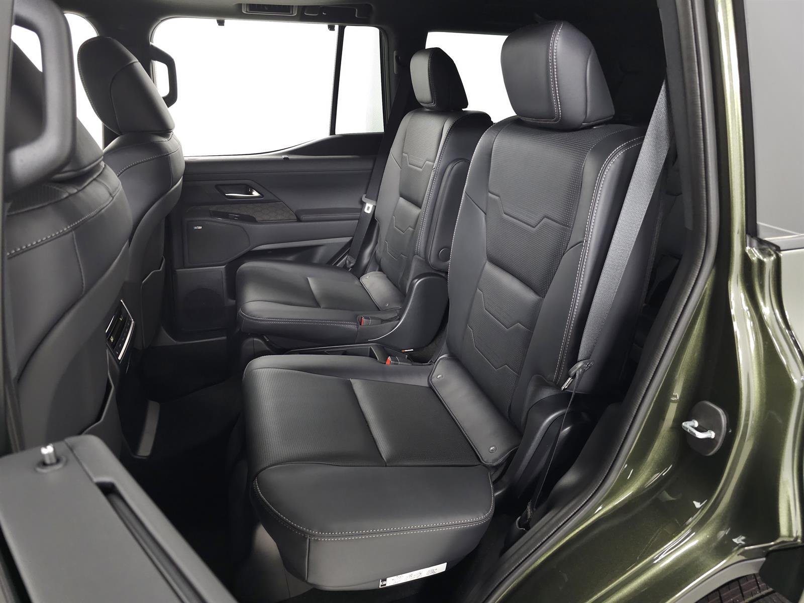 Certified Used 2025 Green Lexus LUXURY image 33