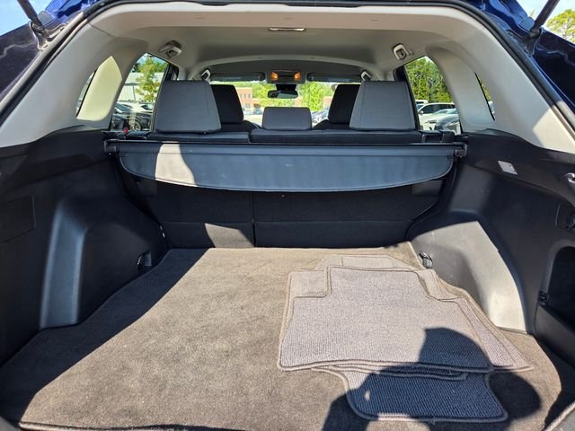 Used 2020  Toyota XLE image 16