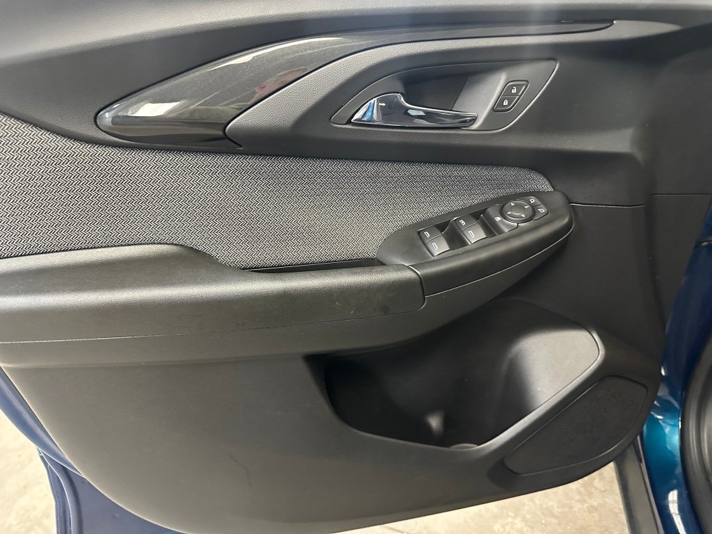 Used 2021 PACIFIC BLUE METALLIC Chevrolet LT image 7