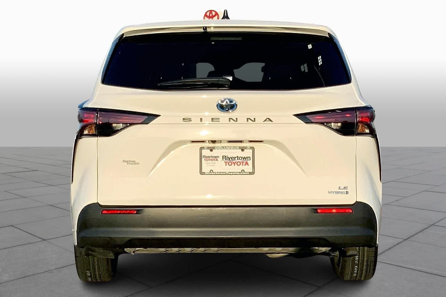 Used 2021 Super White Toyota LE image 5