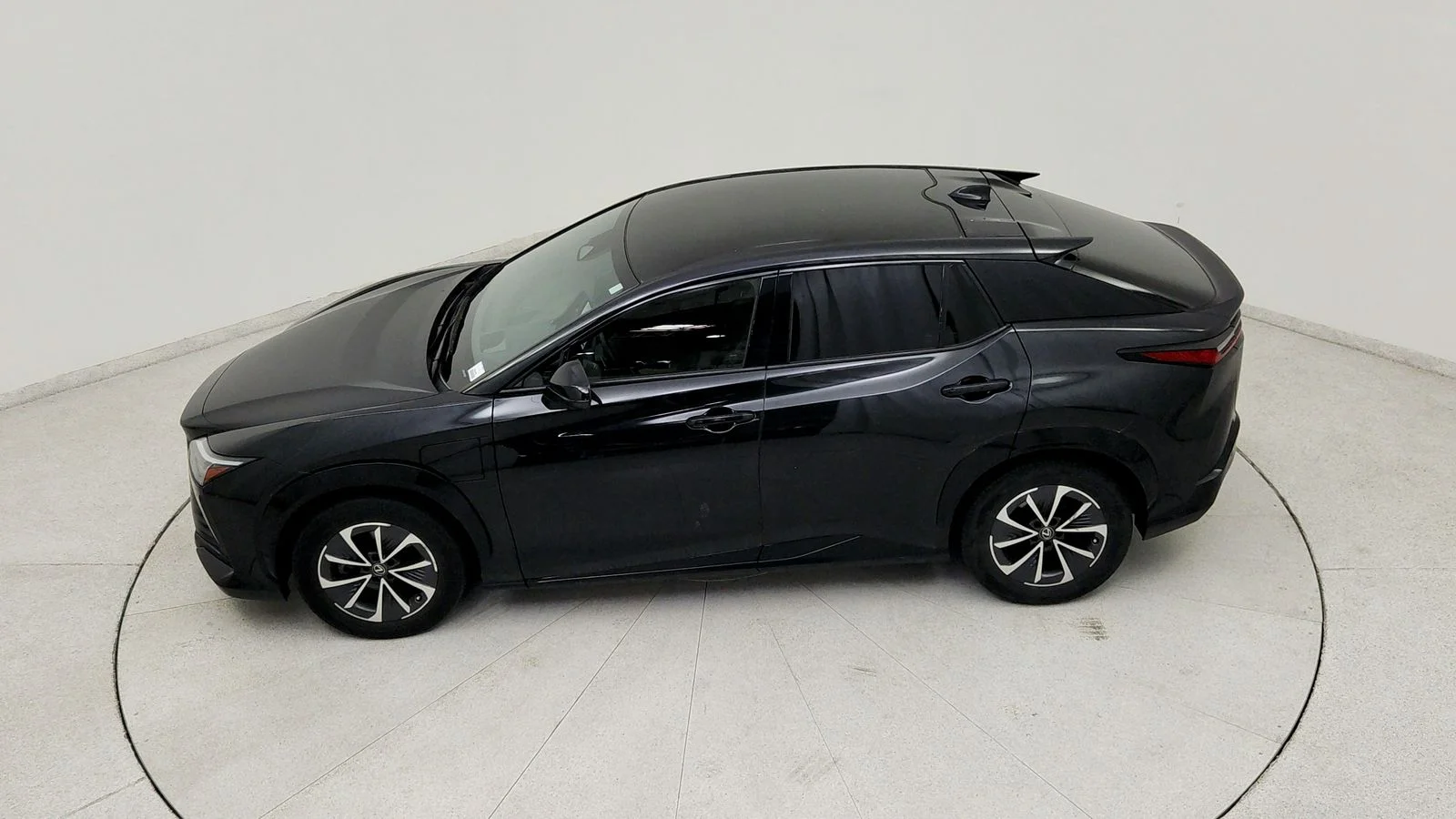 Used 2023 Black Lexus 450e Premium image 17