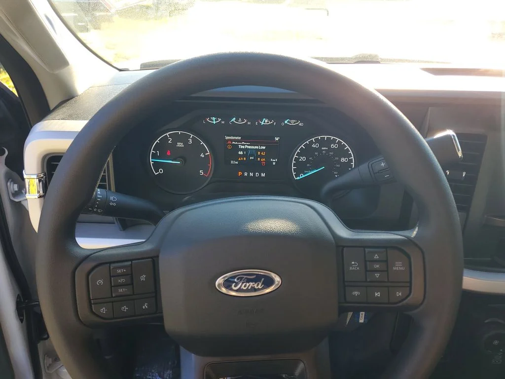 New 2026 Oxford White Ford F-250® XL image 14